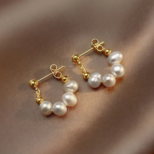 Elegant Pearl Stud Earrings High-End Feeling Lightweight