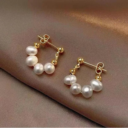 Elegant Pearl Stud Earrings High-End Feeling Lightweight