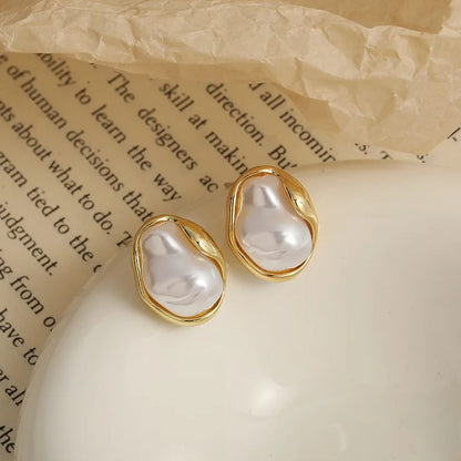 Luxury Pearl Gold Earrings